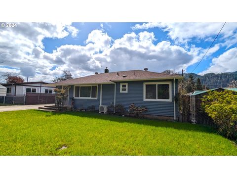 Tiny photo for 47880 W 2nd St, Oakridge, OR 97463 (MLS # 264158548)