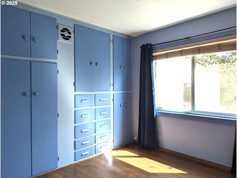 Tiny photo for 47880 W 2nd St, Oakridge, OR 97463 (MLS # 264158548)