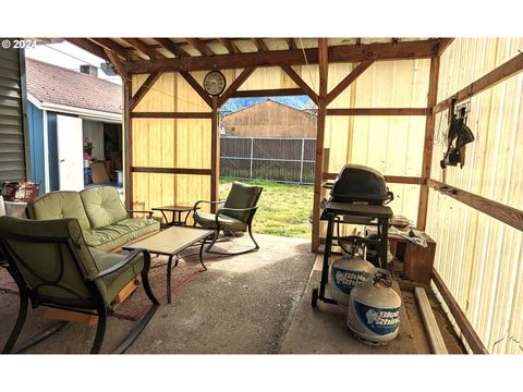 Tiny photo for 47880 W 2nd St, Oakridge, OR 97463 (MLS # 264158548)