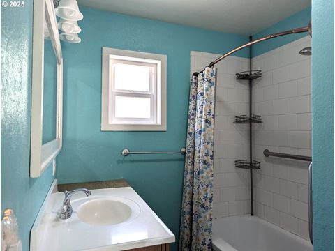 Tiny photo for 47880 W 2nd St, Oakridge, OR 97463 (MLS # 264158548)