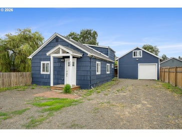 405 EVERGREEN DR Tillamook OR 97141
