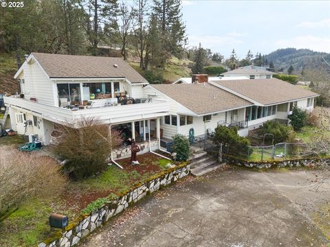 A home in Roseburg