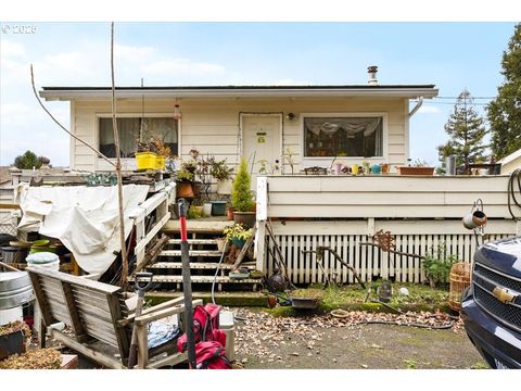 A home in Roseburg