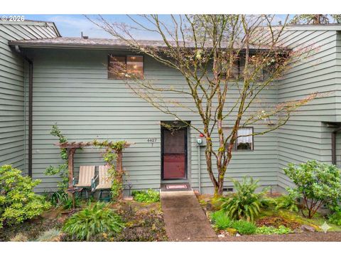 4427 FOX HOLLOW RD 7 Eugene OR 97405