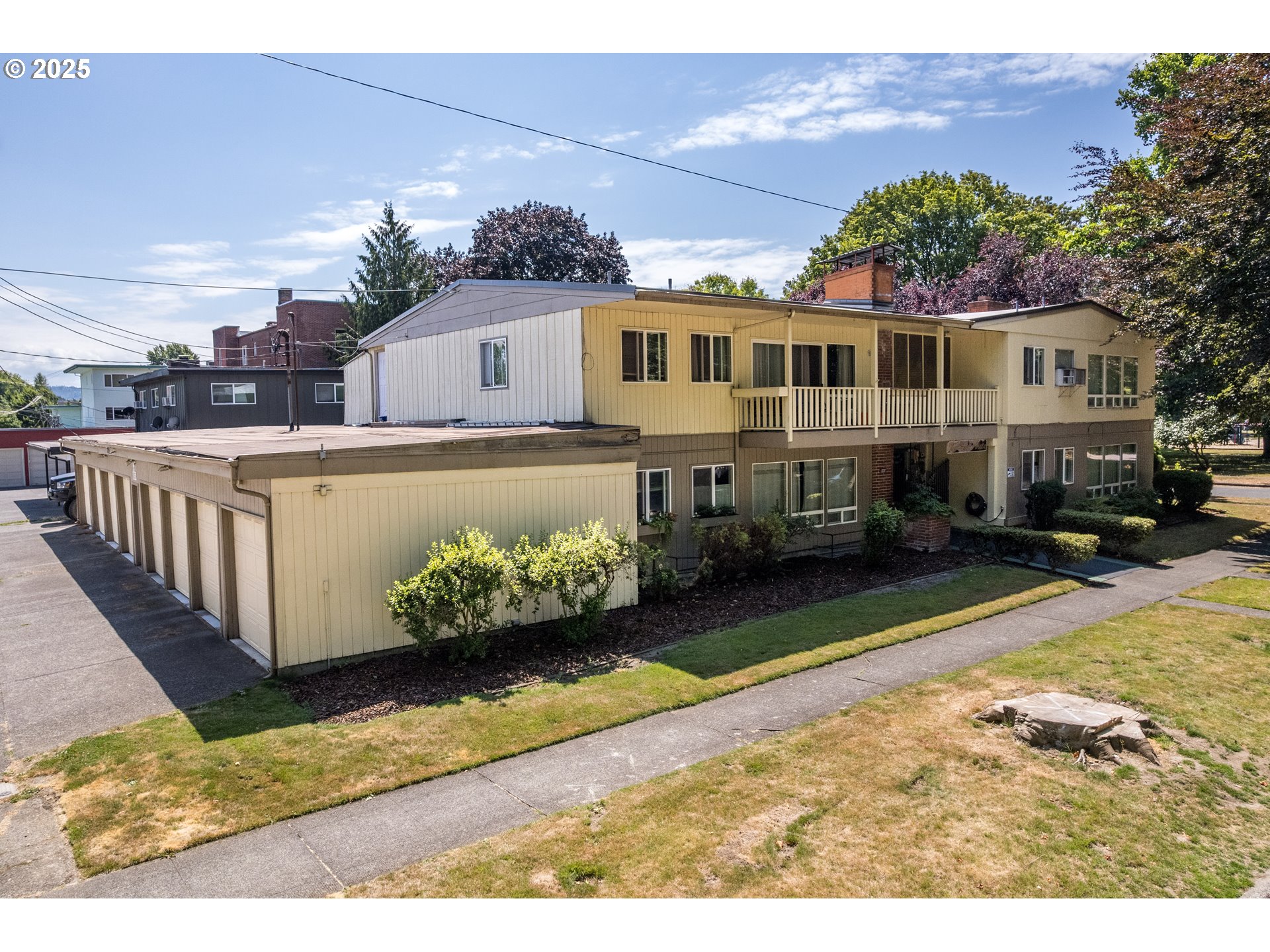 1951 LOUISIANA ST
