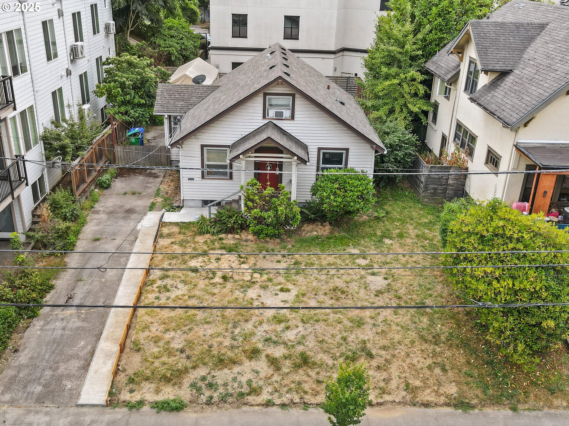 1626 N WILLIS BLVD