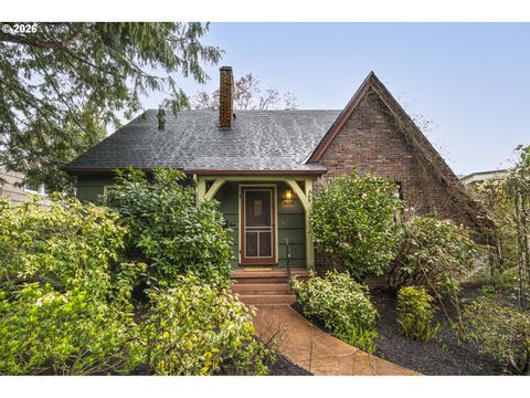 6038 NE 29TH AVE Portland OR 97211