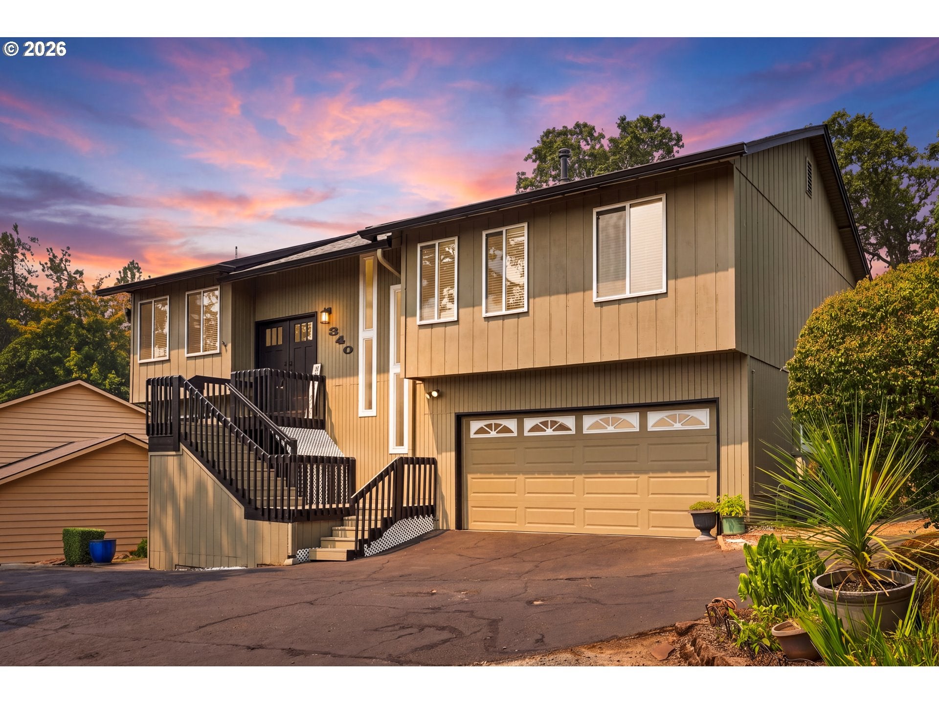340 PATRICIA DR