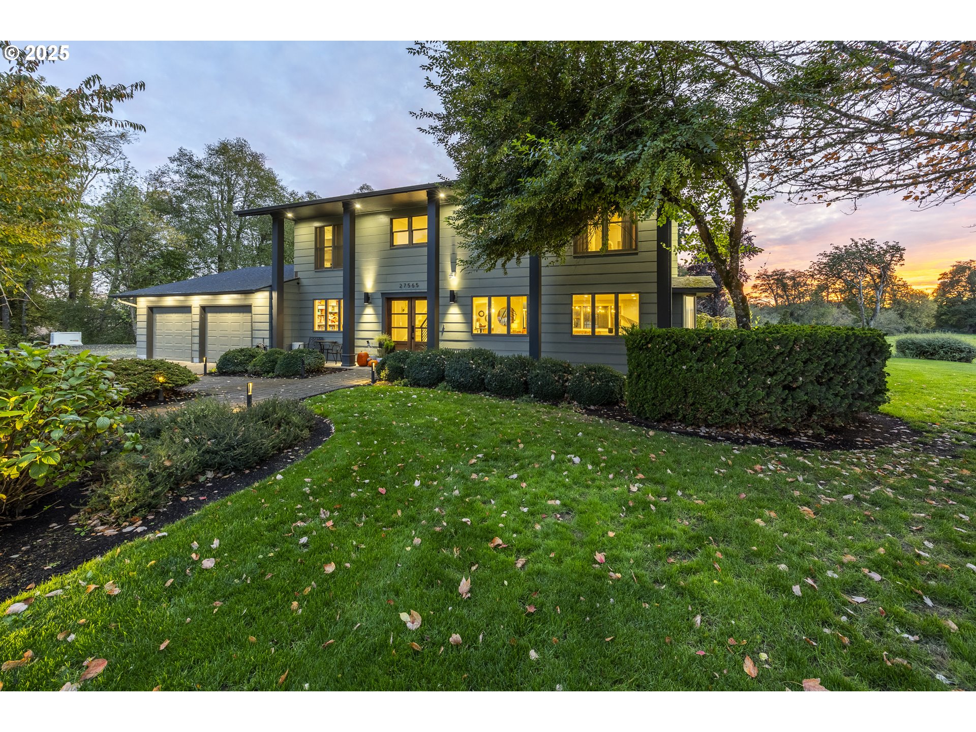 27565 COX BUTTE RD