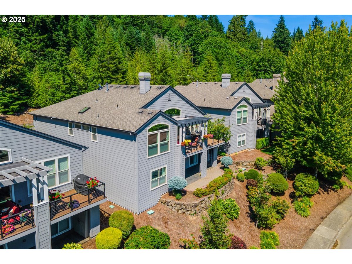 626 SE 38TH DR