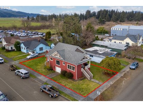 116 CEDAR AVE Tillamook OR 97141