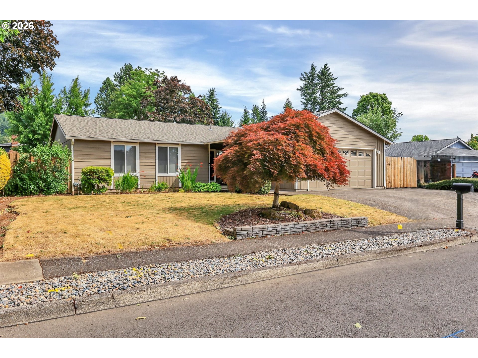 632 SW WILLOWBROOK AVE