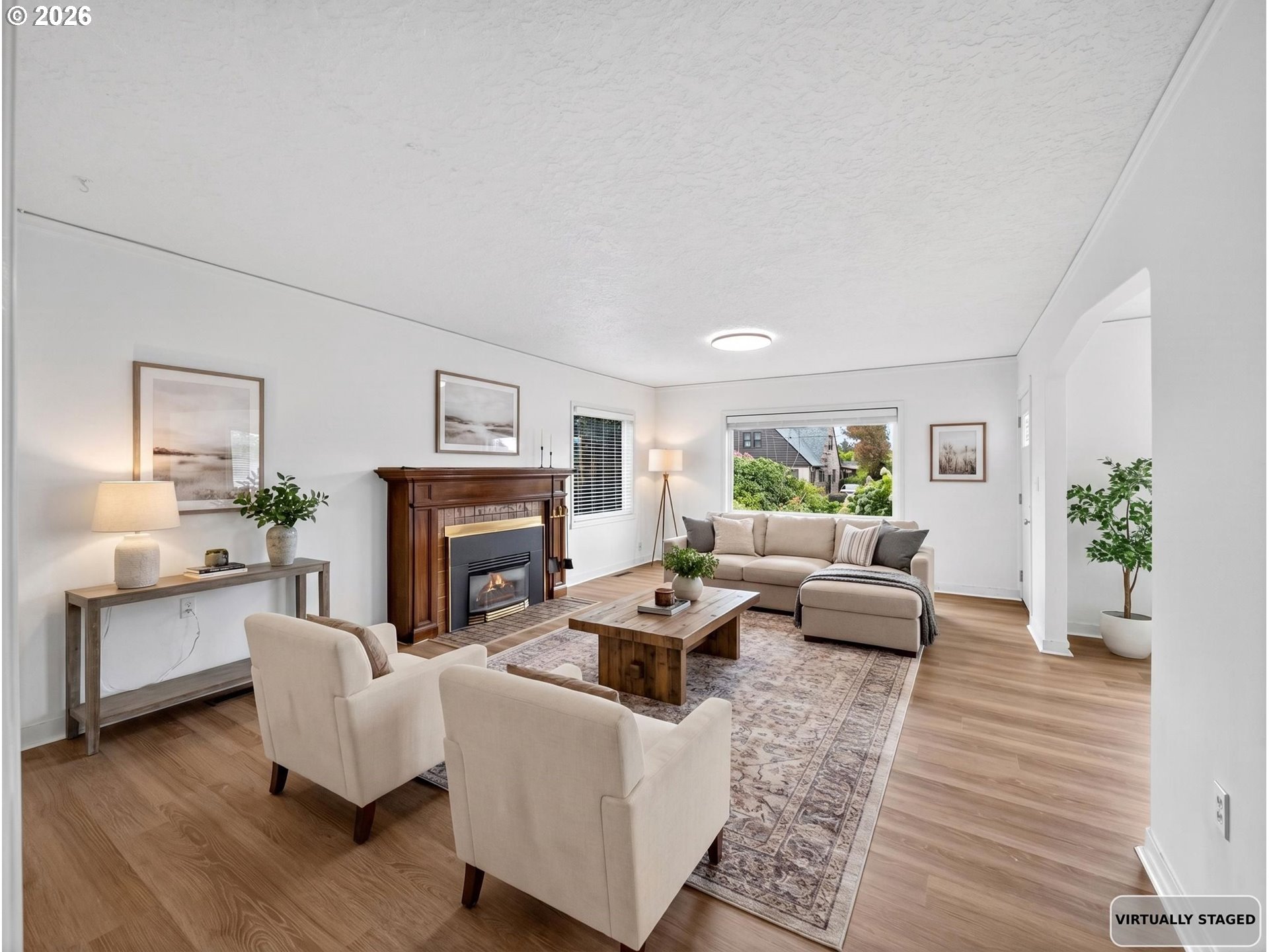 5923 NE SACRAMENTO ST