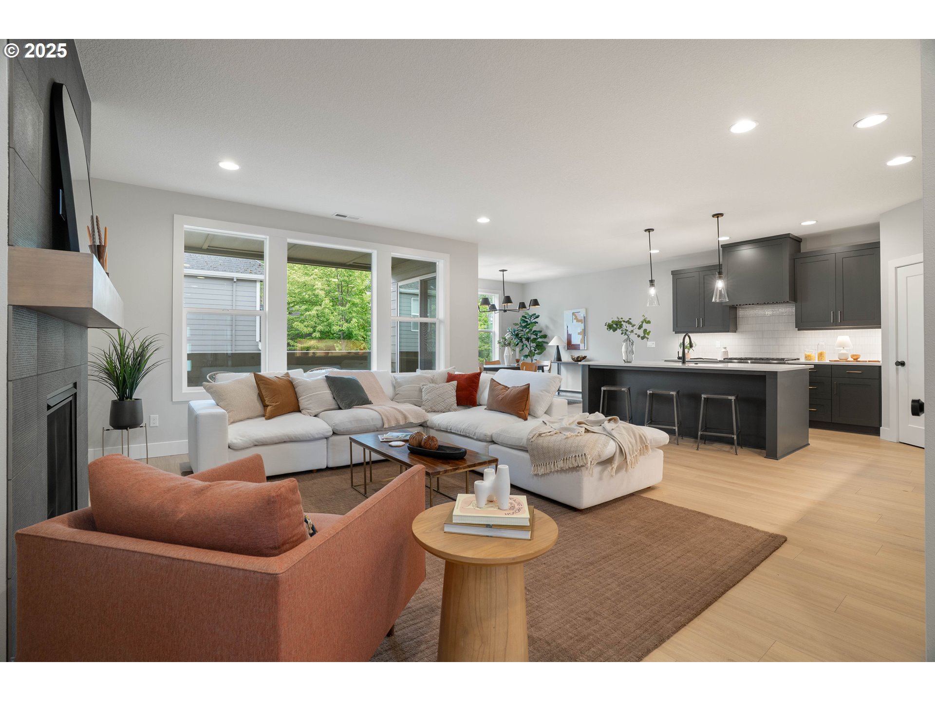2915 NW 114TH TER