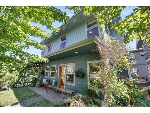 A home in Hood River