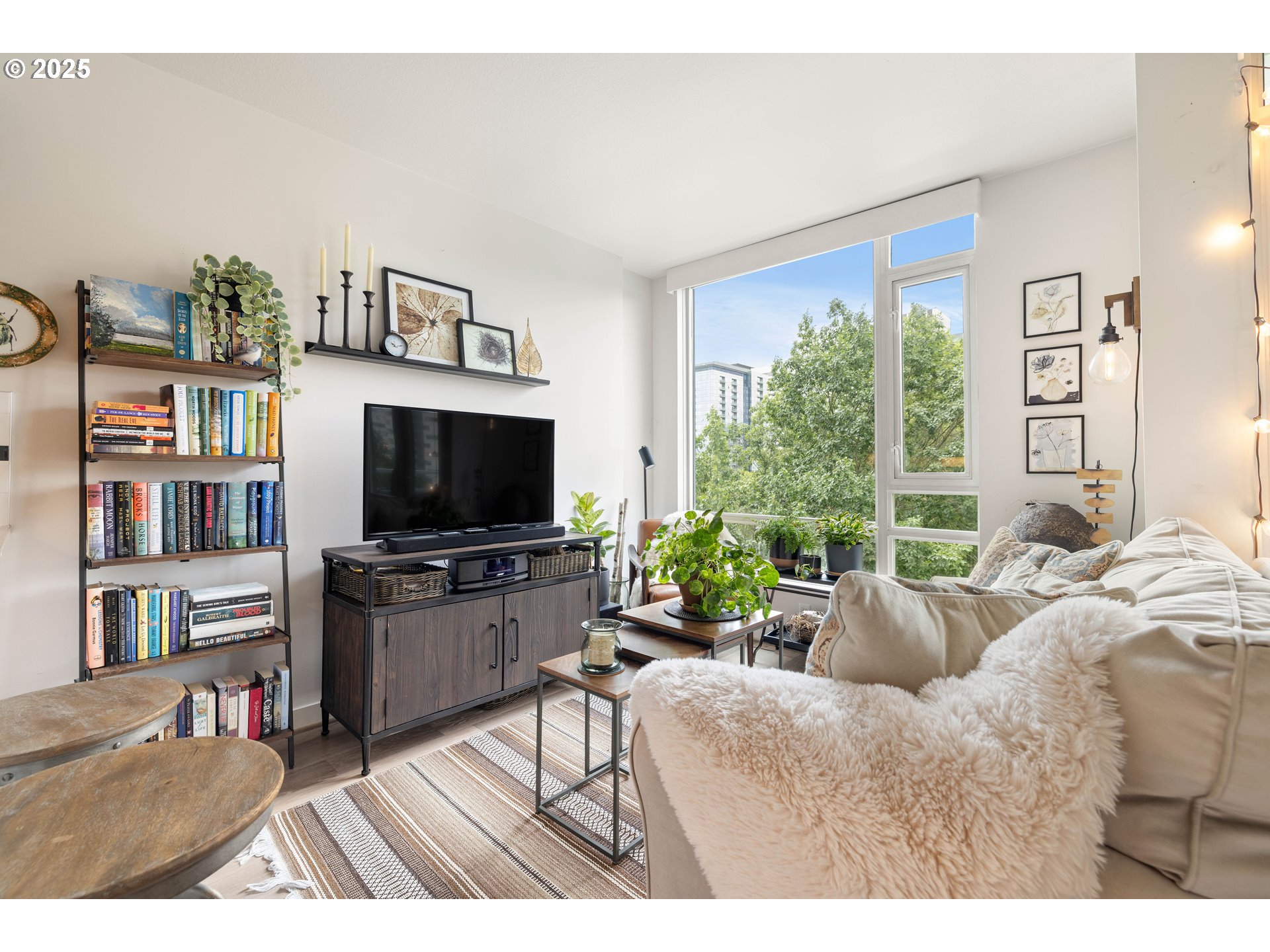 1500 SW 11TH AVE 605