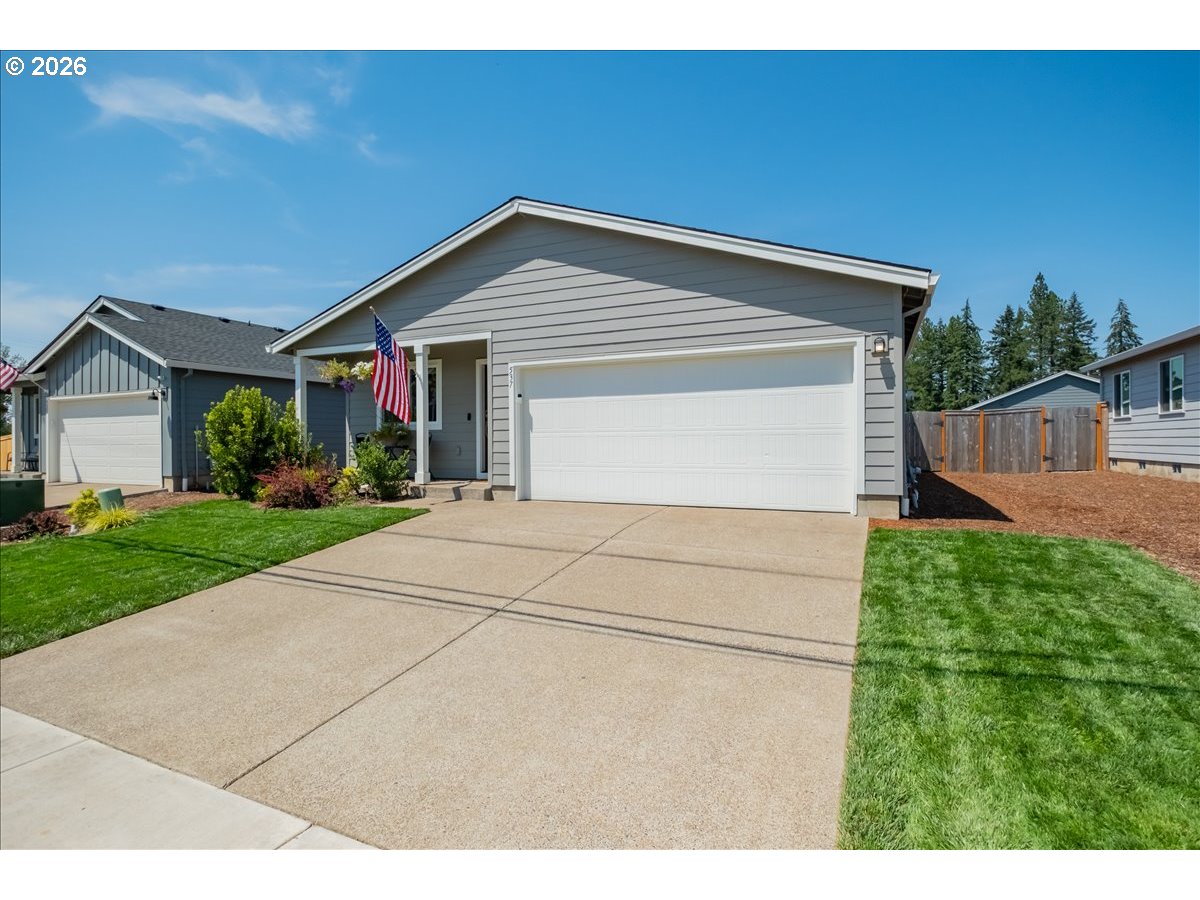 537 RUSSELL DR