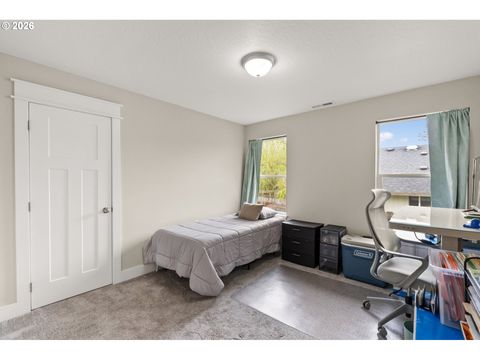 Tiny photo for 630 S 10th St, Creswell, OR 97426 (MLS # 289828518)