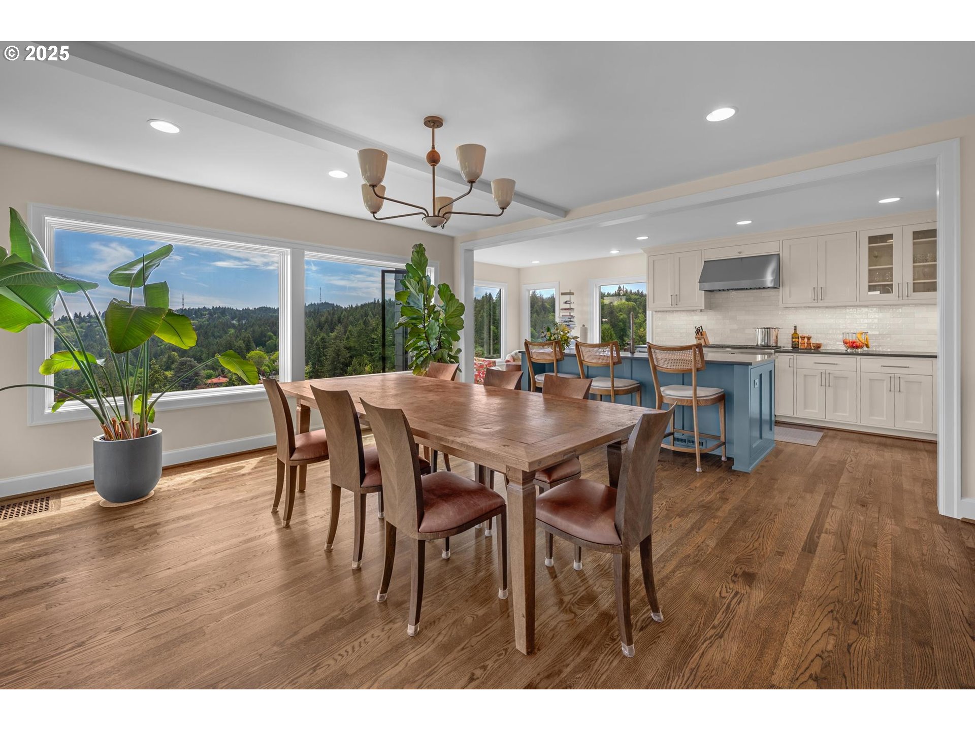 2732 NW MONTE VISTA TER