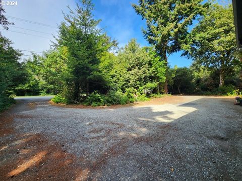 A home in Port Orford