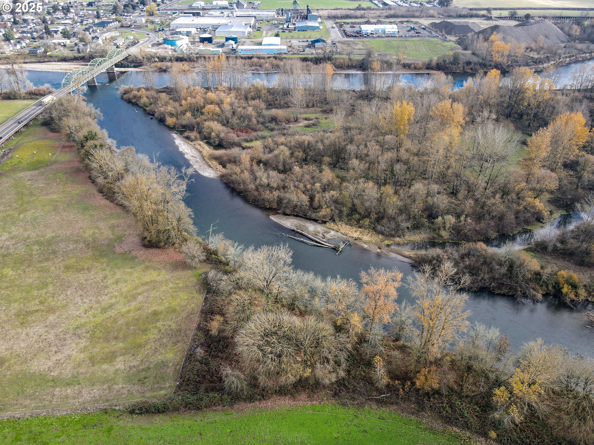 Harrisburg, Oregon 97446, United States, 3 Bedrooms Bedrooms, ,2 BathroomsBathrooms,Residential,Active,251890