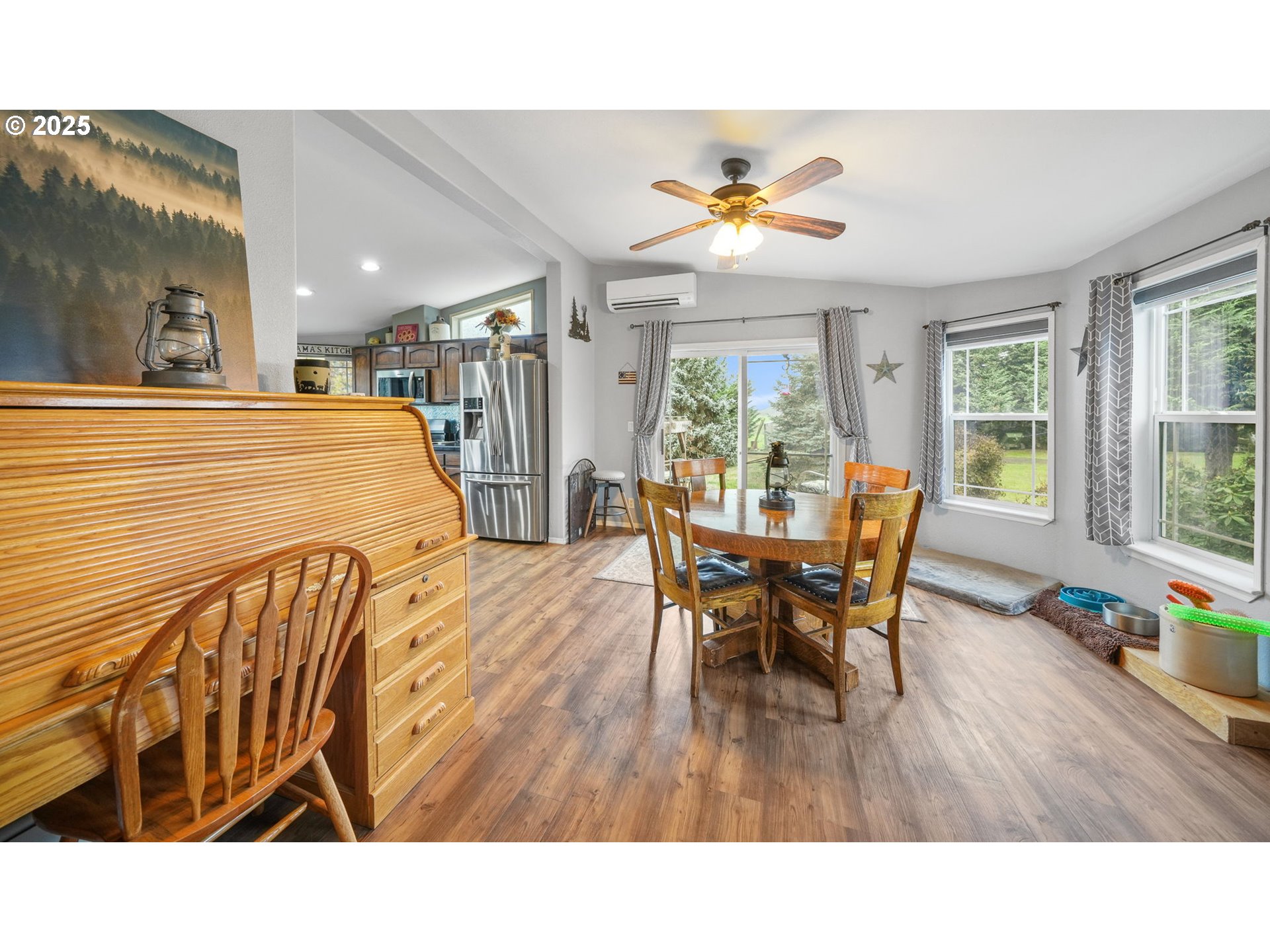 Harrisburg, Oregon 97446, United States, 3 Bedrooms Bedrooms, ,2 BathroomsBathrooms,Residential,Active,251890