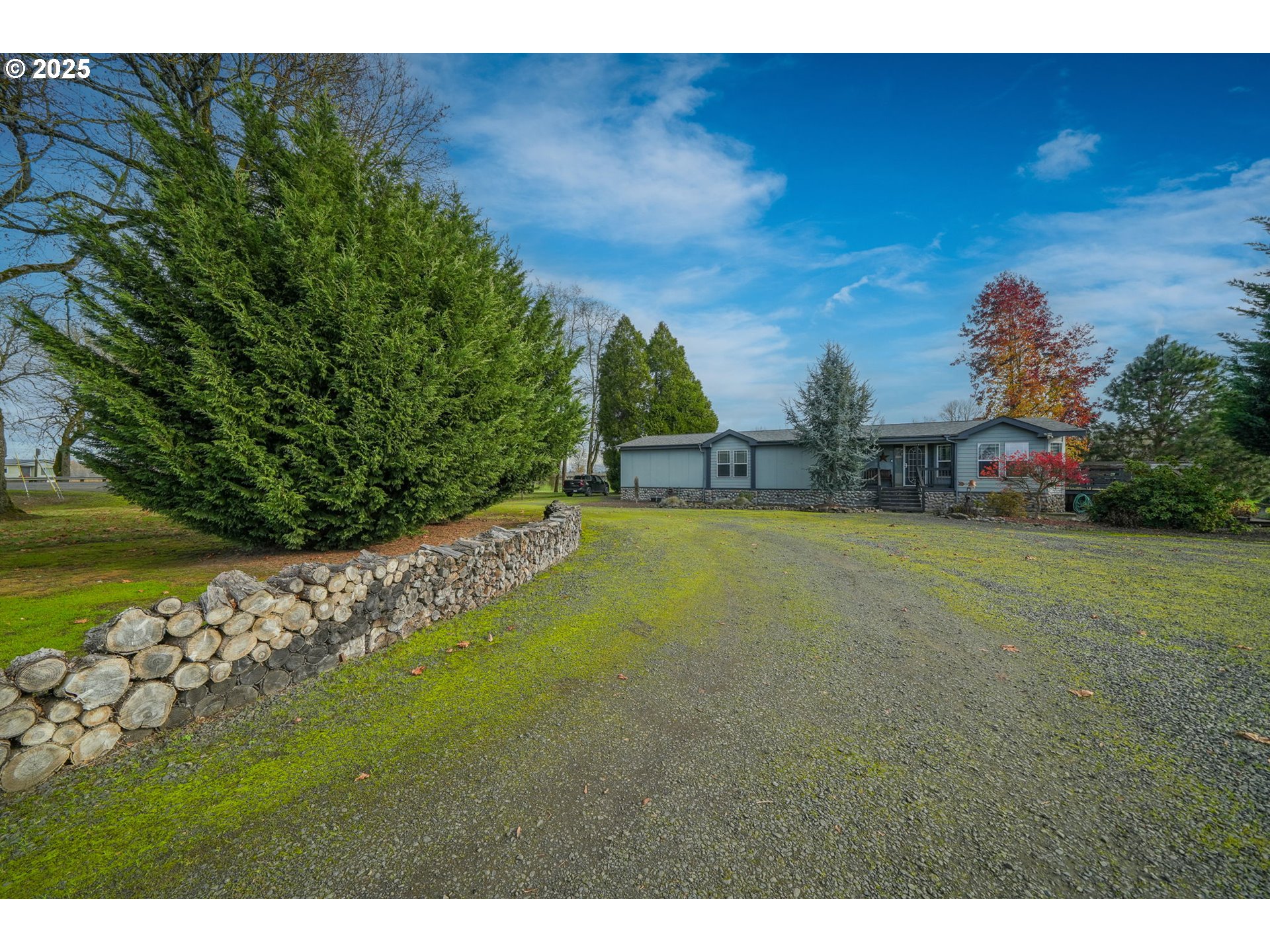 Harrisburg, Oregon 97446, United States, 3 Bedrooms Bedrooms, ,2 BathroomsBathrooms,Residential,Active,251890