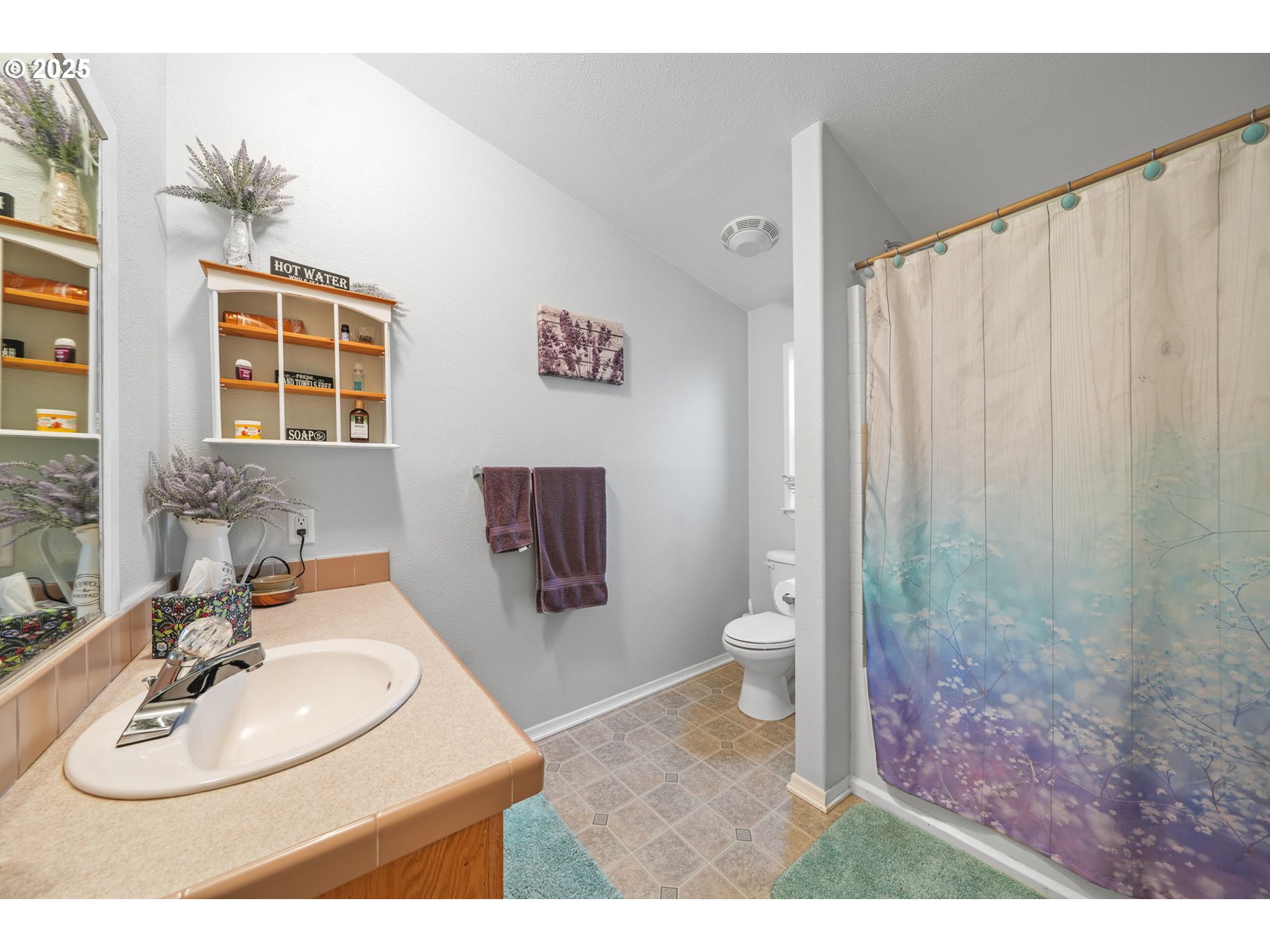 Harrisburg, Oregon 97446, United States, 3 Bedrooms Bedrooms, ,2 BathroomsBathrooms,Residential,Active,251890