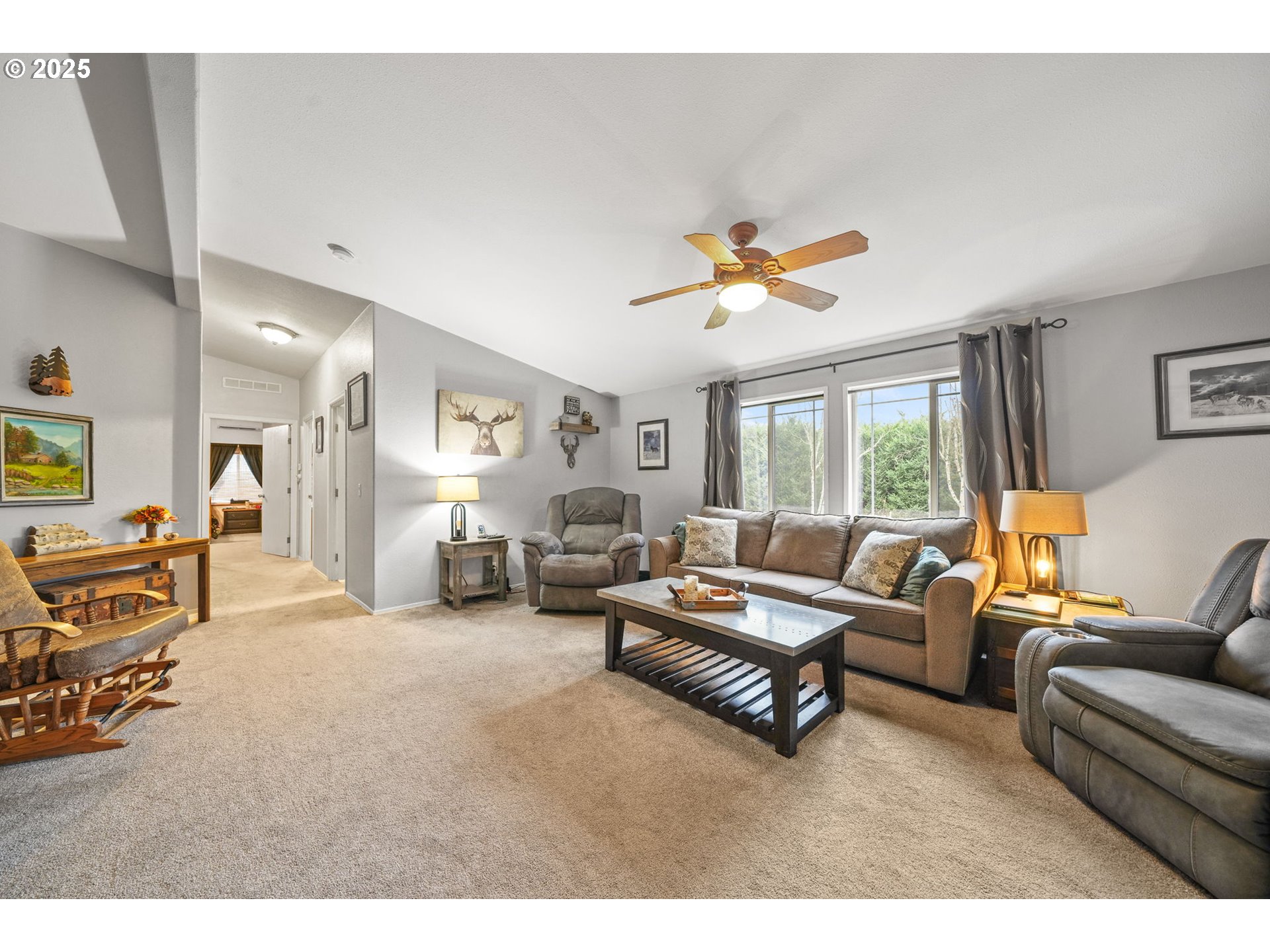 Harrisburg, Oregon 97446, United States, 3 Bedrooms Bedrooms, ,2 BathroomsBathrooms,Residential,Active,251890