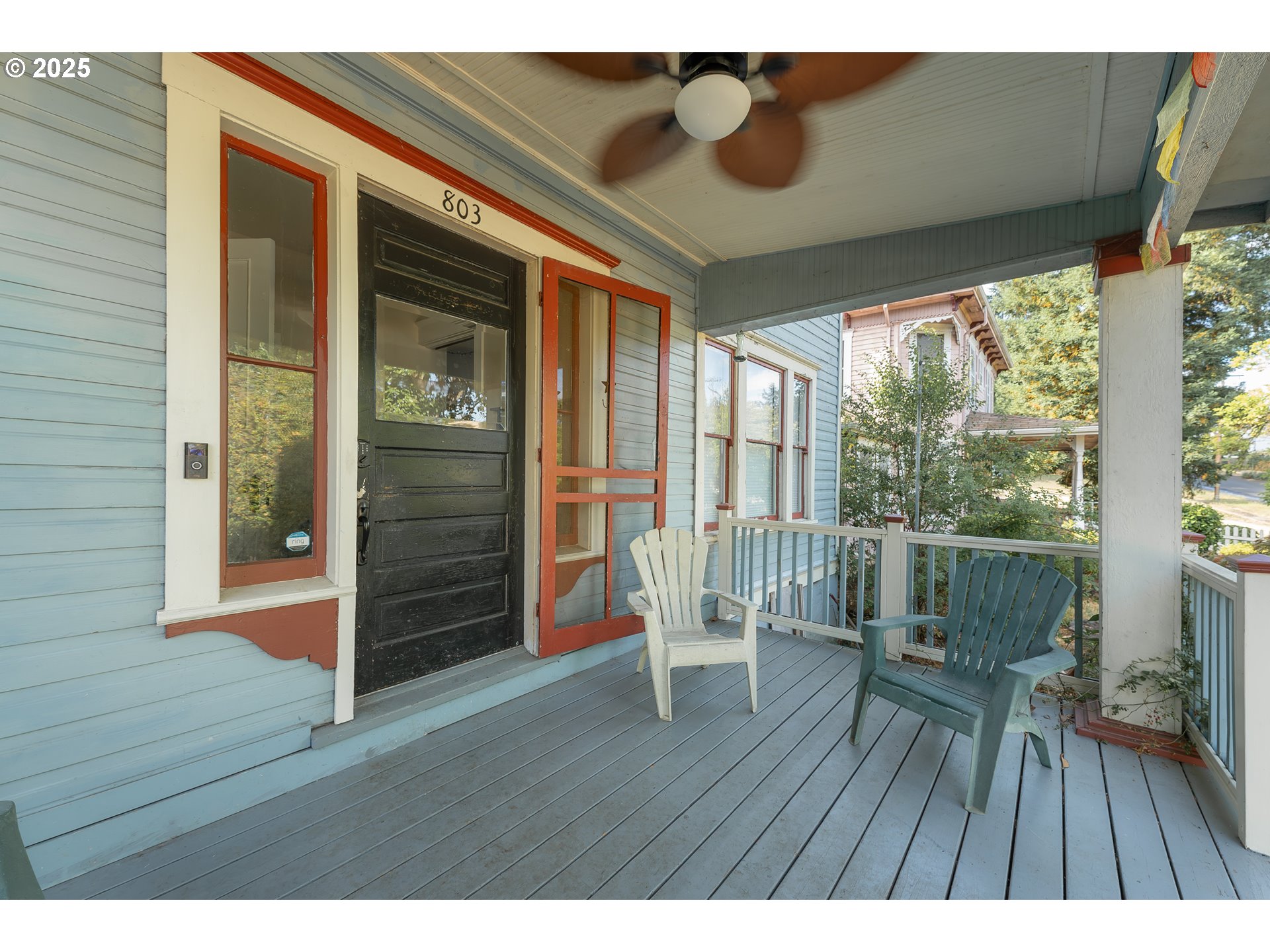 803 SE KANE ST