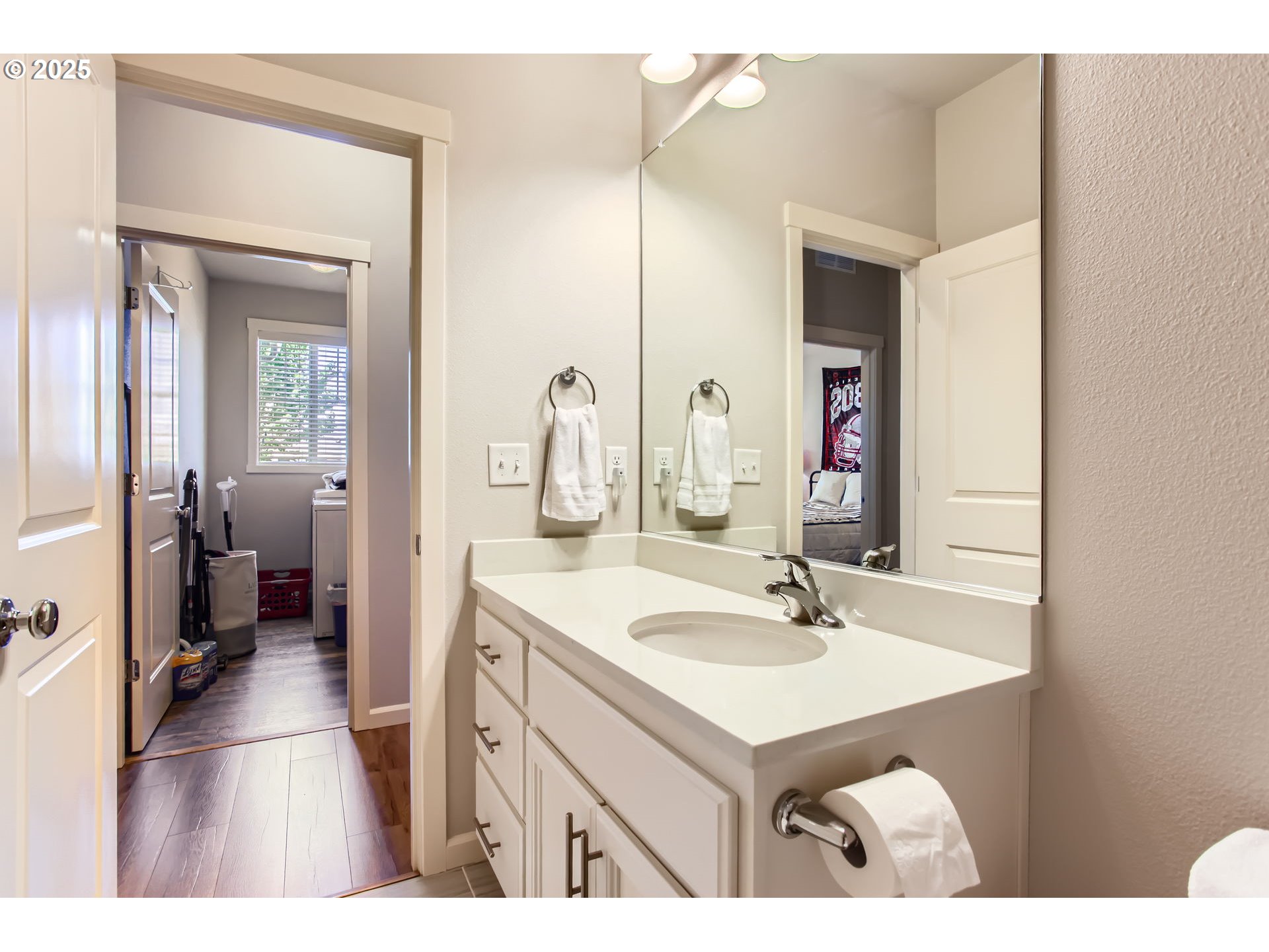 Vancouver, Washington 98686, United States, 3 Bedrooms Bedrooms, ,2 BathroomsBathrooms,Residential,Active,146664