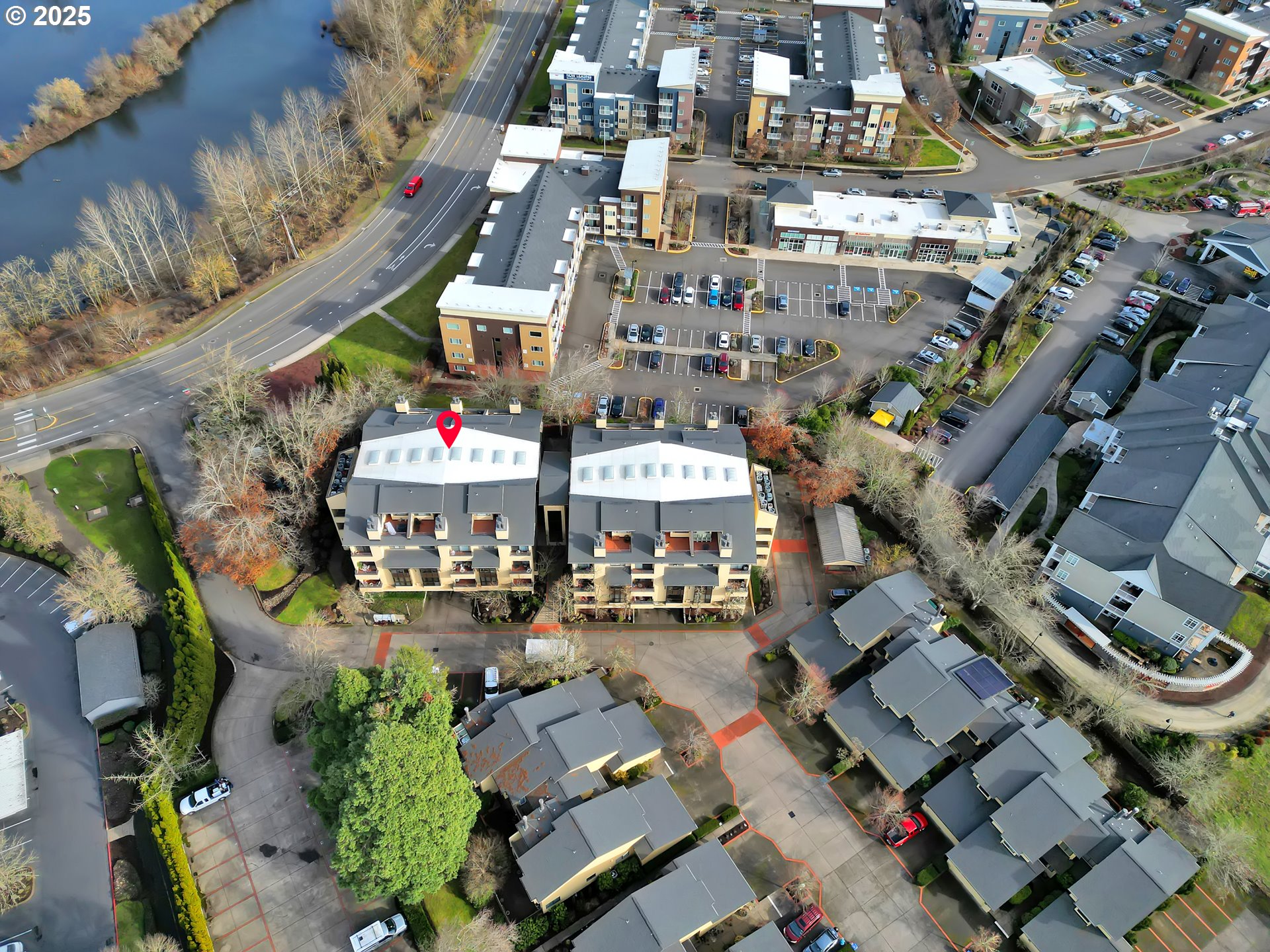 Eugene, Oregon 97401, United States, 1 Bedroom Bedrooms, ,1 BathroomBathrooms,Residential,Pending,541