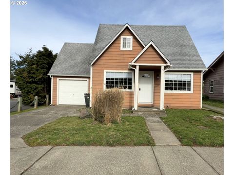 945 2ND ST Bandon OR 97411