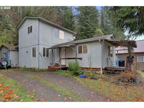 A home in Alsea