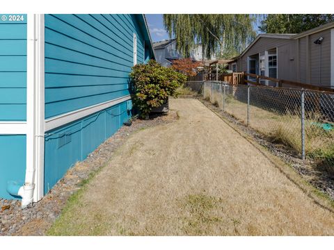 A home in Newberg