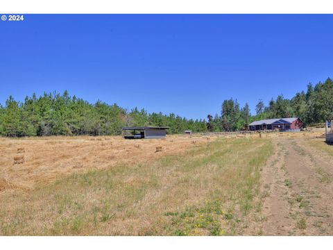 Tiny photo for 33320 Bryant Rd, Creswell, OR 97426 (MLS # 312693079)