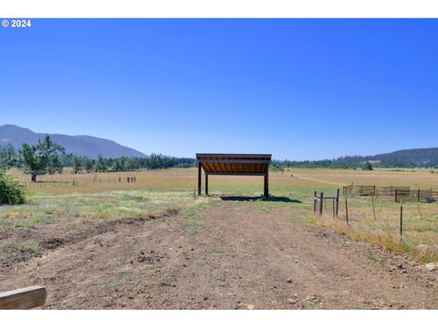 Tiny photo for 33320 Bryant Rd, Creswell, OR 97426 (MLS # 312693079)