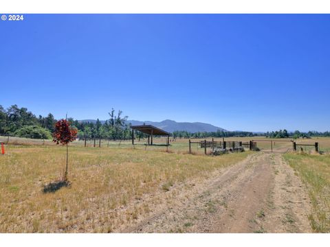 Tiny photo for 33320 Bryant Rd, Creswell, OR 97426 (MLS # 312693079)
