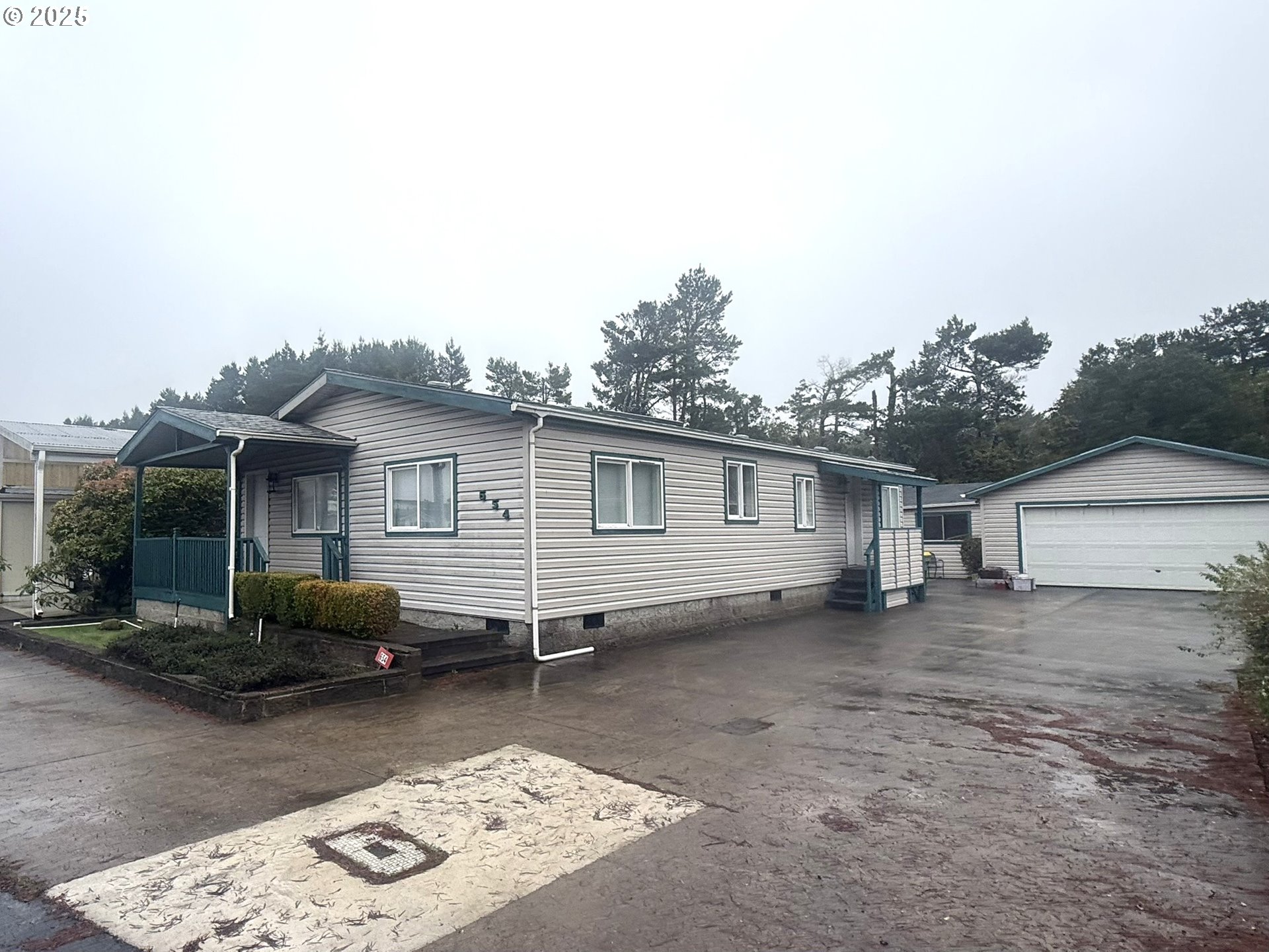 1601 RHODODENDRON DR 654