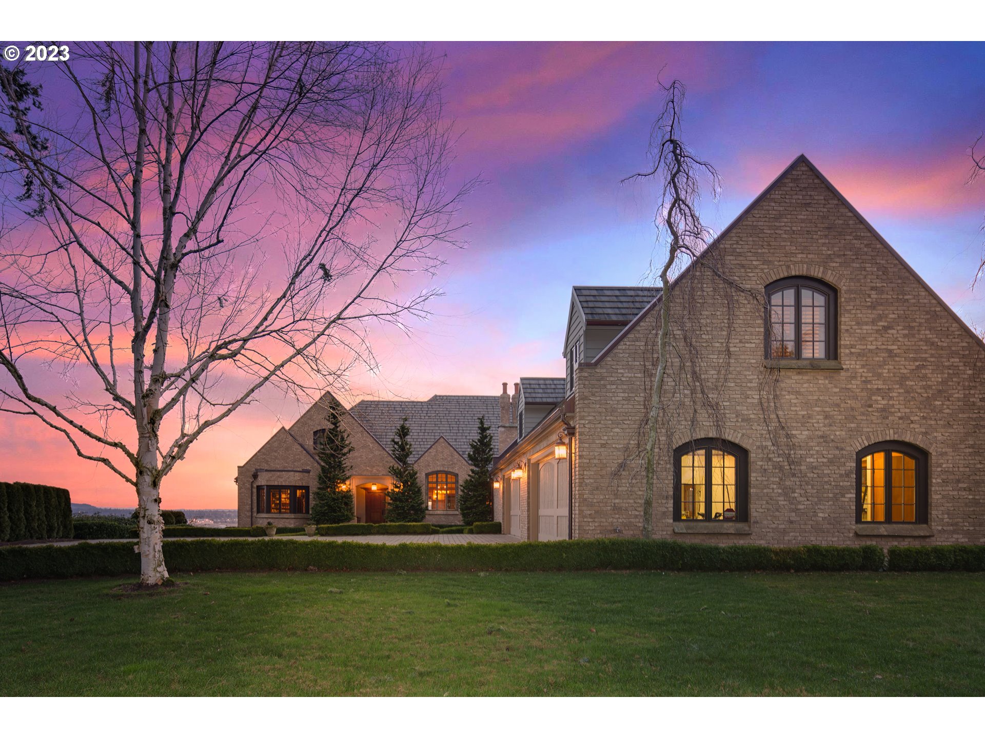 5905 BUENA VISTA DR