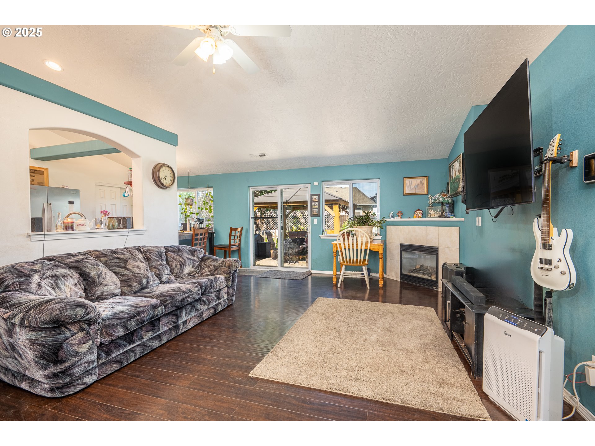 1280 PEETS CT