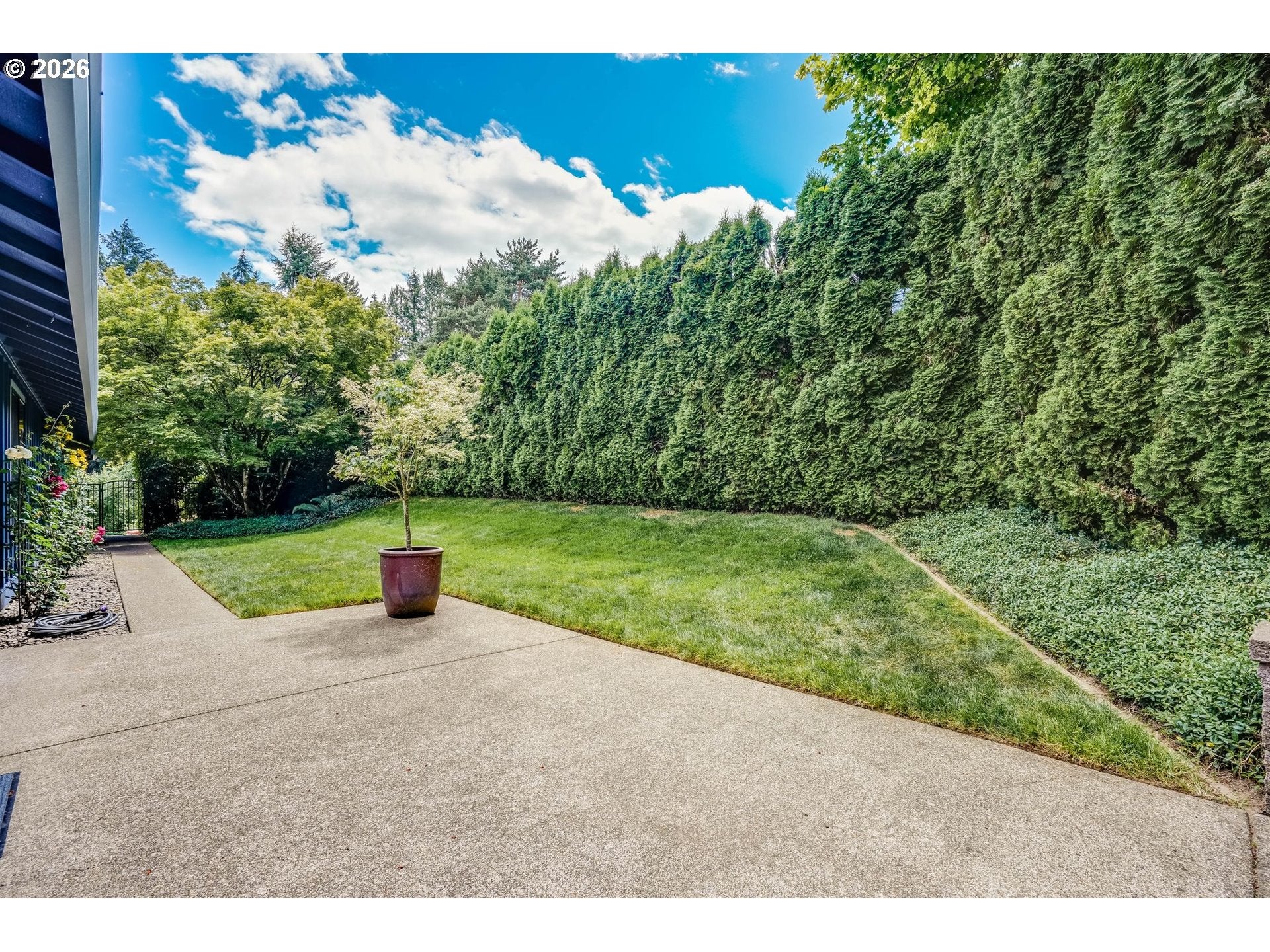 1408 GREENTREE CIR