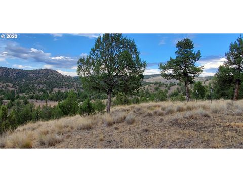 A home in Prineville