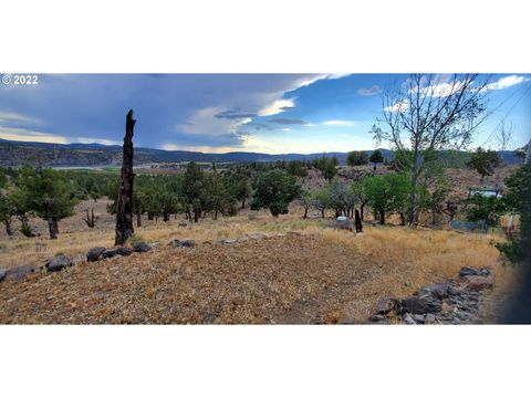 A home in Prineville