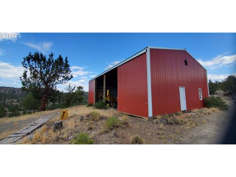 A home in Prineville