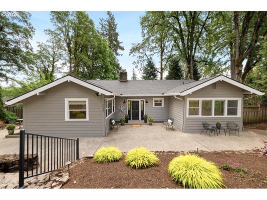 15939 TWIN FIR RD, LAKE OSWEGO, OR 97035 - Image fff435e585be9726d3fea37bd58d86f7/2116144071