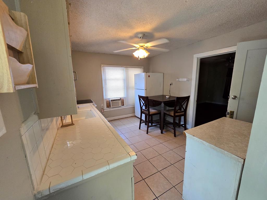 42 W 26th St, San Angelo, Texas image 16
