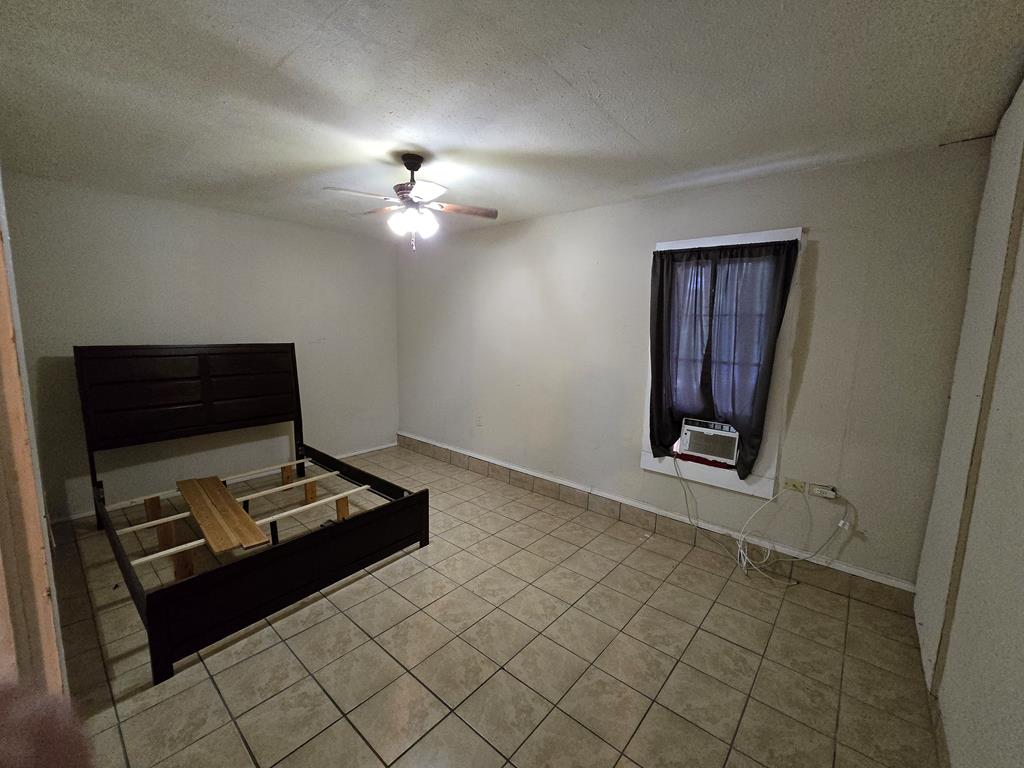 42 W 26th St, San Angelo, Texas image 21