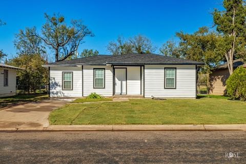 1122 E 20th St, San Angelo, TX 76903 - MLS#: 126506