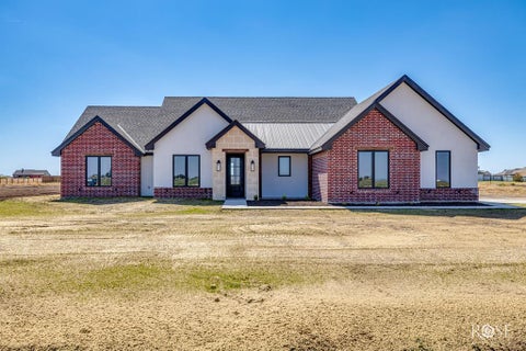 Homes For Sale - 8421 Windmill Road<br/> San Angelo, TX 76905